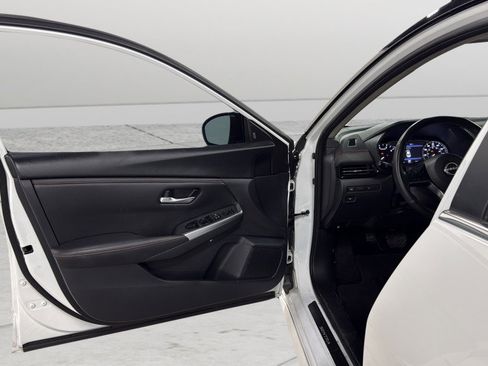 Used 2024 Nissan Sentra SR image 13