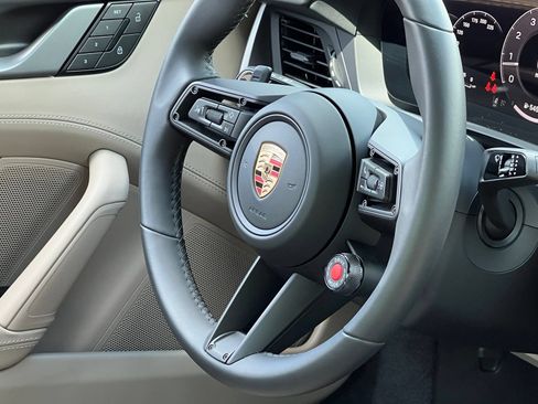 Certified 2025 Porsche 911 Carrera S RWD image 34