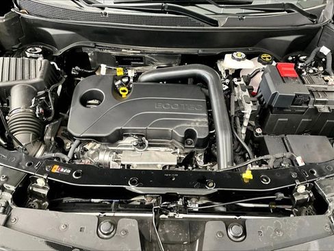 Used 2026 Chevrolet Equinox ACTIV image 11