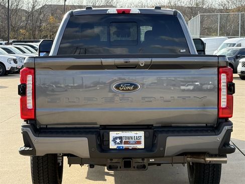 New 2026 Ford F250 Lariat w/ Black Appearance Package image 29