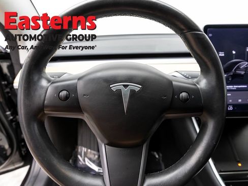 Used 2018 Tesla Model 3 Long Range AWD/4WD image 10