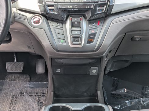 Used 2024 Honda Odyssey EX-L image 21