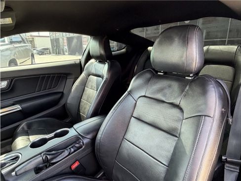 Used 2018 Ford Mustang Premium RWD image 19