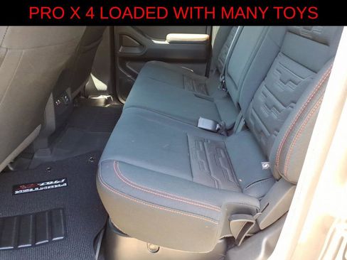 Used 2023 Nissan Frontier PRO-4X w/ Pro Convenience Package AWD/4WD image 12
