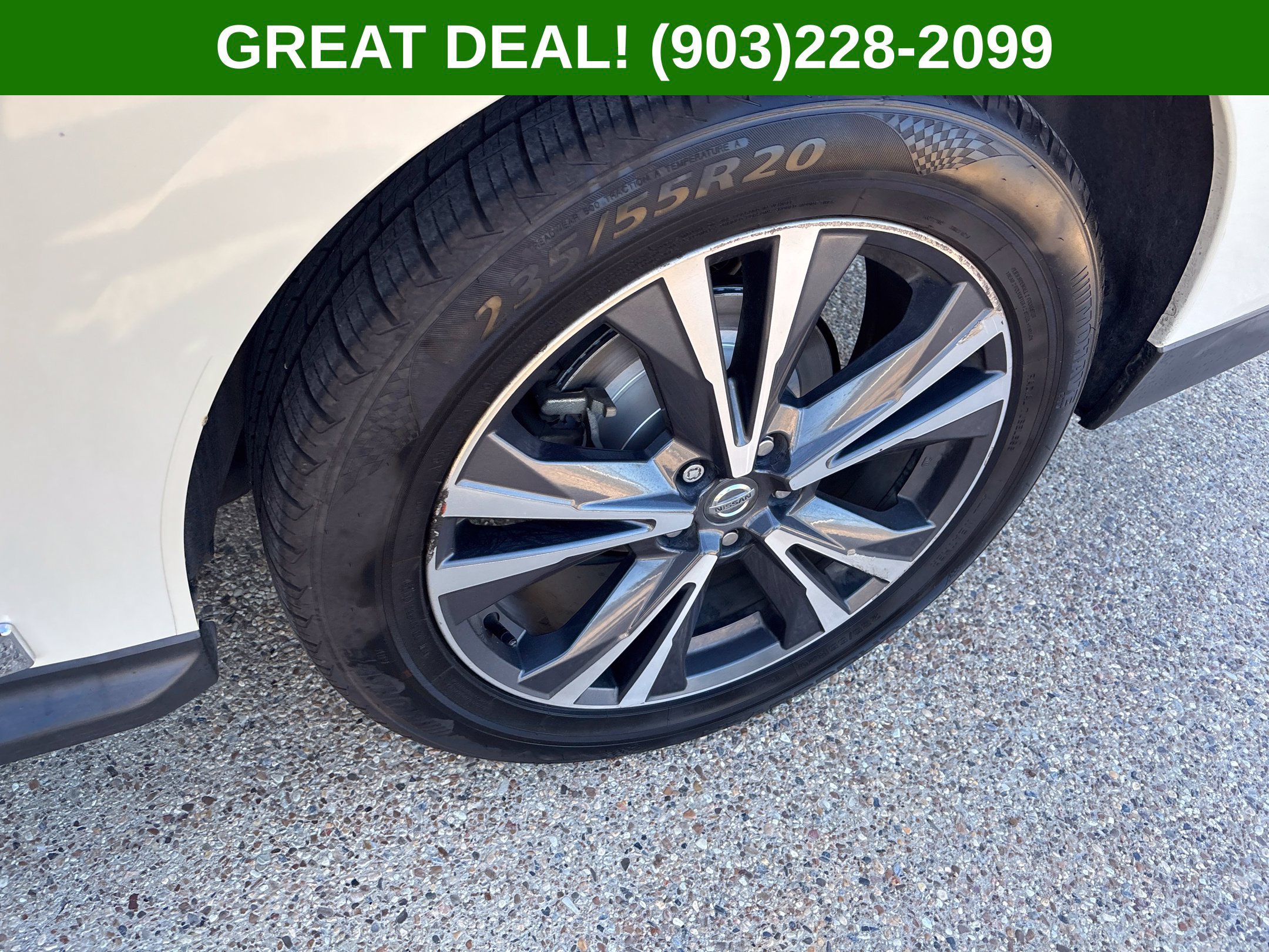 Used 2019 Nissan Pathfinder Platinum FWD image 19
