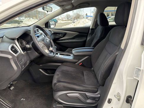 Used 2018 Nissan Murano S image 11