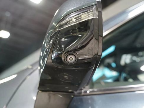 Used 2021 Cadillac Escalade Premium Luxury w/ Performance Package AWD/4WD image 7
