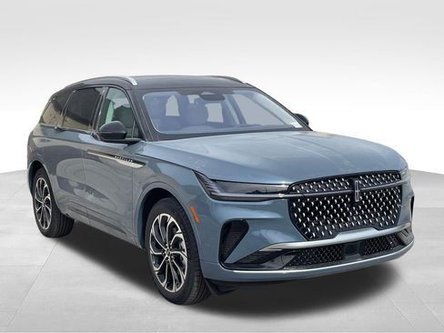 New 2026 Lincoln Nautilus Reserve image 7