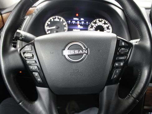 Used 2024 Nissan Armada SL image 38