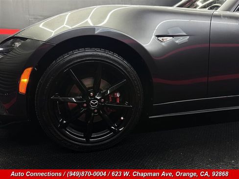 Used 2019 MAZDA MX-5 Miata RF Club RWD image 35