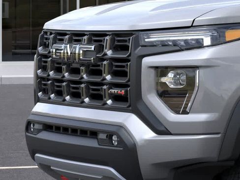 New 2026 GMC Canyon AT4 image 13