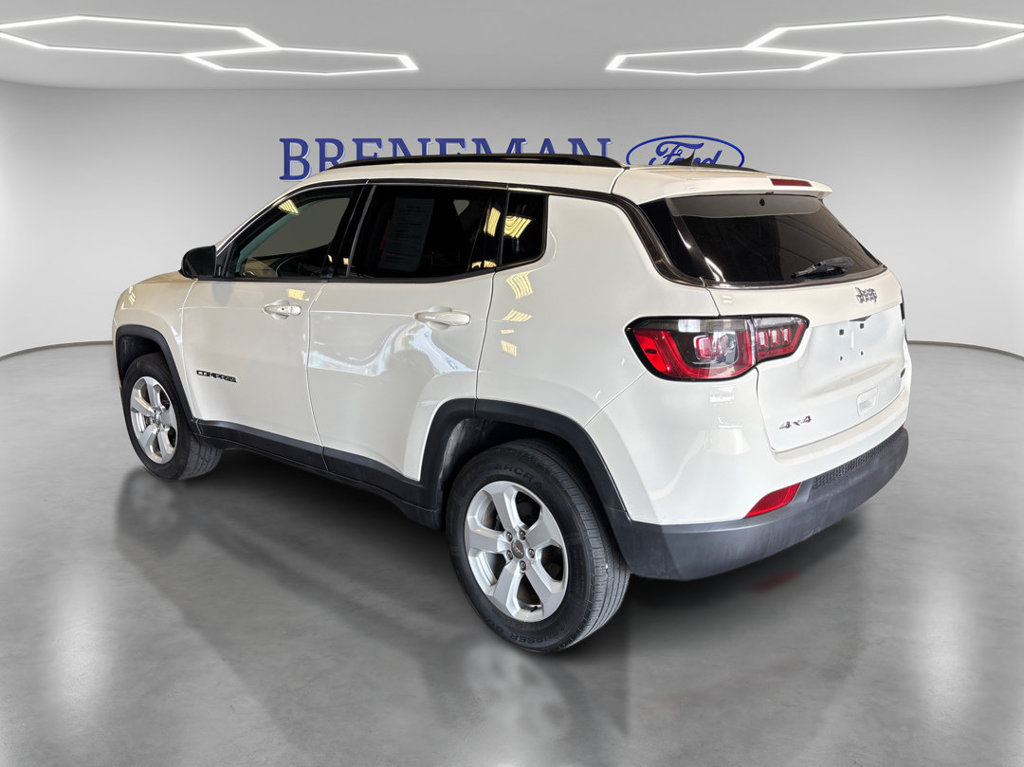 Used 2019 Jeep Compass Latitude AWD/4WD image 8