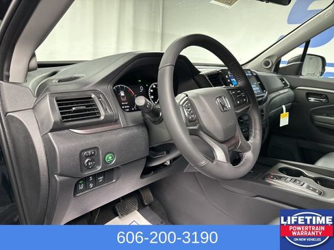 New 2026 Honda Ridgeline RTL image 17