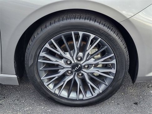 Used 2023 Kia Forte GT-Line w/ GT-Line Premium Package image 6