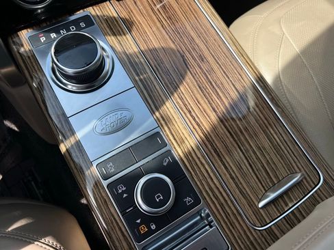 Used 2018 Land Rover Range Rover HSE image 71