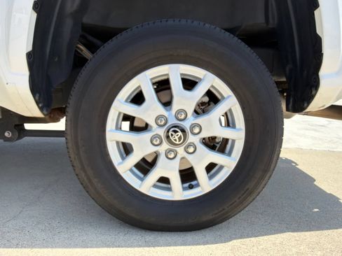 Used 2024 Toyota Tacoma SR5 RWD image 36