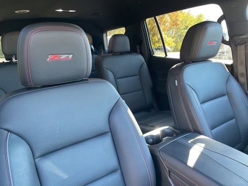 Used 2024 Chevrolet Traverse Z71 w/ Enhanced Driving Package image 33