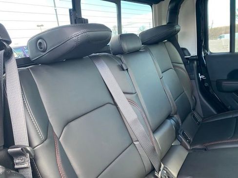 New 2026 Jeep Gladiator Rubicon w/ Safety Group image 33