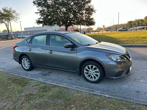 Used 2017 Nissan Sentra S w/ S Style Package FWD image 6