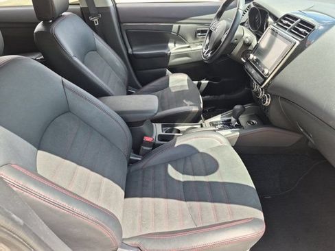 Used 2025 Mitsubishi Outlander Sport SE AWD/4WD image 30