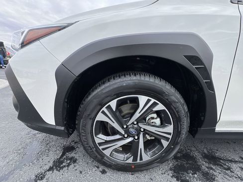 Certified 2025 Subaru Crosstrek 2.0i Premium image 32