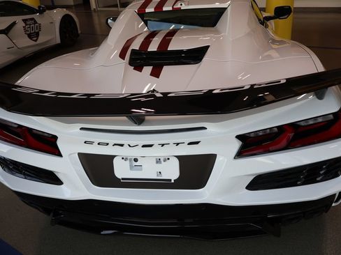 New 2026 Chevrolet Corvette E-Ray AWD/4WD image 6
