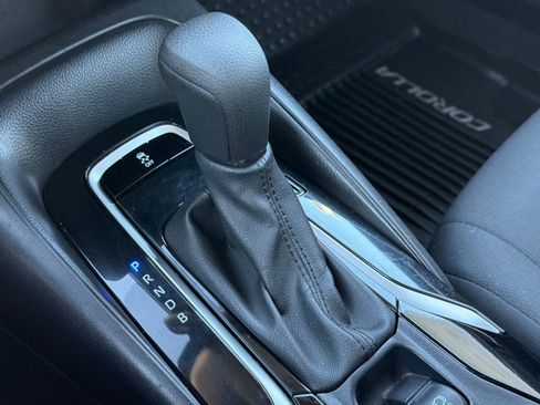 Certified 2020 Toyota Corolla LE image 19