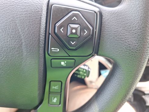 Used 2023 Toyota Tacoma SR AWD/4WD image 21