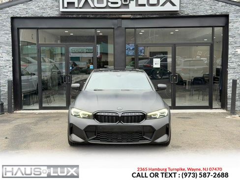 Used 2023 BMW 330i xDrive Sedan w/ M Sport Package image 5