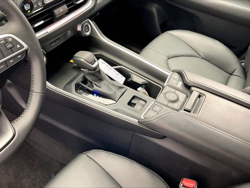 New 2026 Toyota Grand Highlander AWD image 8