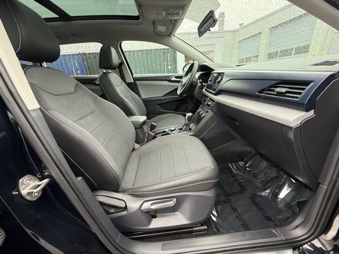 Used 2022 Volkswagen Taos SE image 26