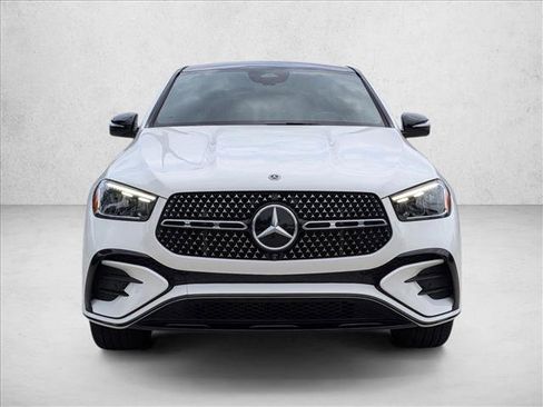 Used 2025 Mercedes-Benz GLE 450 4MATIC Coupe image 2