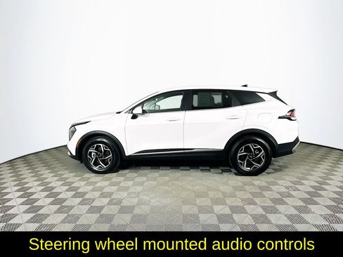 Used 2025 Kia Sportage LX FWD image 6