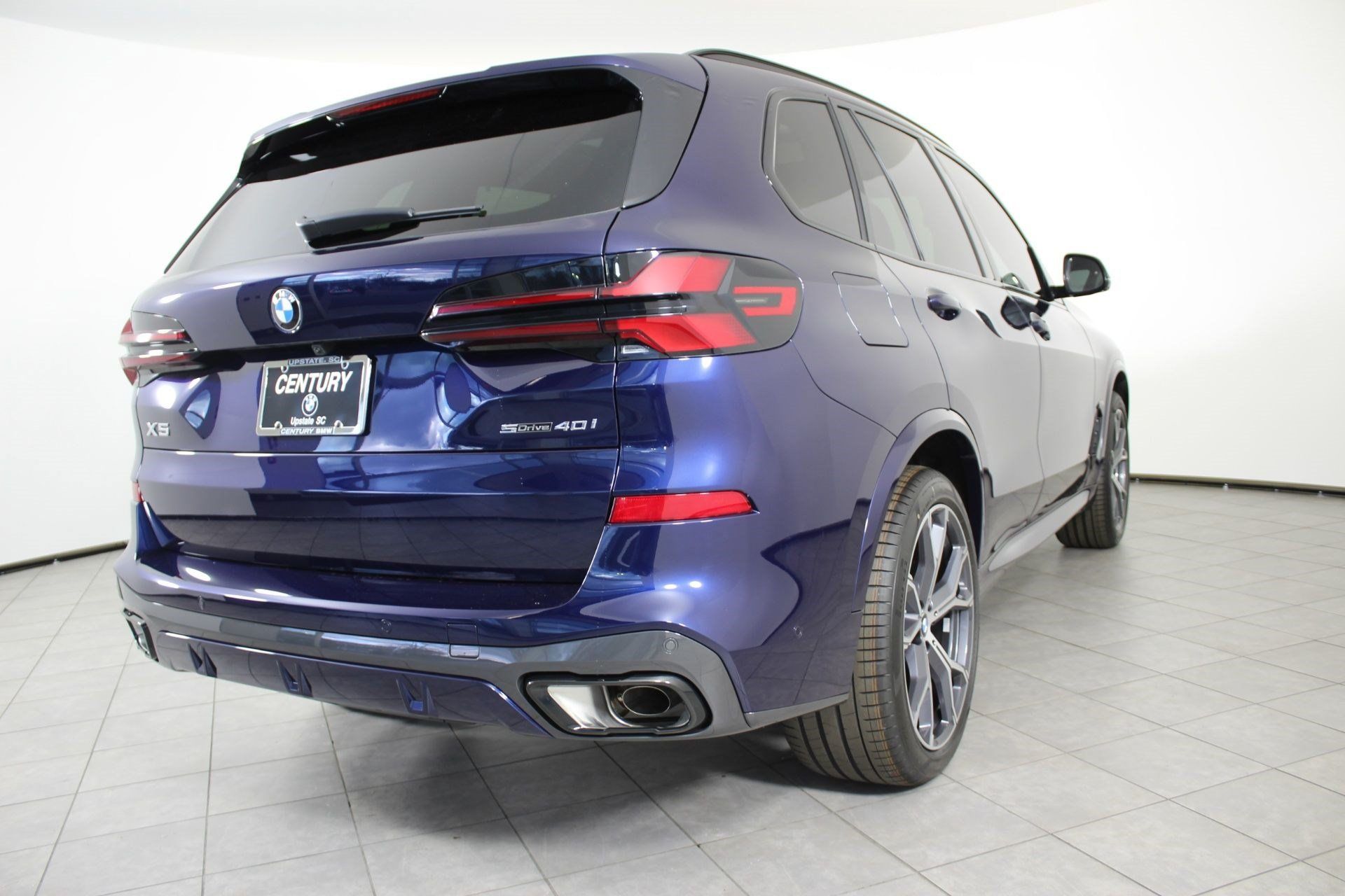 Used 2026 BMW X5 sDrive40i w/ M Sport Package RWD image 9