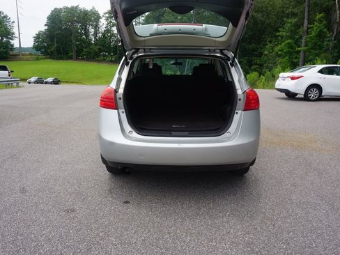 Used 2015 Nissan Rogue S w/ Convenience Package AWD/4WD image 12