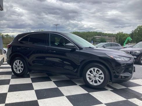 Used 2024 Ford Escape Active FWD image 4