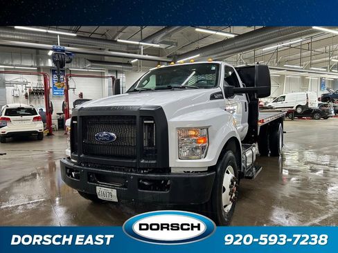 Certified 2022 Ford F750 2WD Regular Cab Super Duty image 1