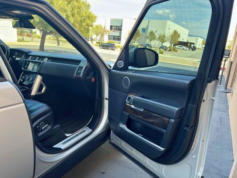Used 2015 Land Rover Range Rover Autobiography AWD/4WD image 33