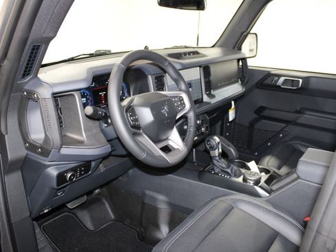 New 2025 Ford Bronco Big Bend w/ Black Diamond Package image 21