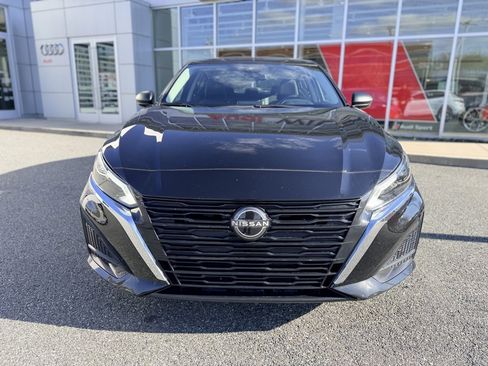 Used 2024 Nissan Altima 2.5 SV image 9