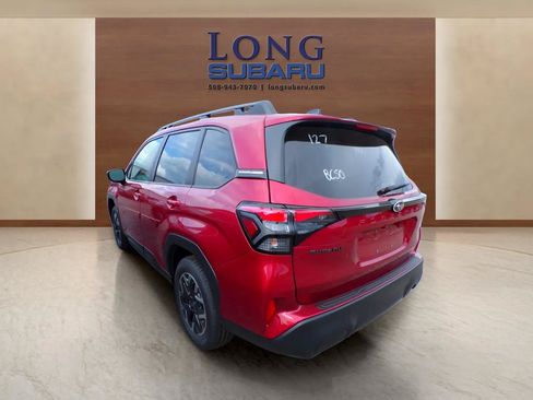 Used 2026 Subaru Forester Premium AWD/4WD image 5