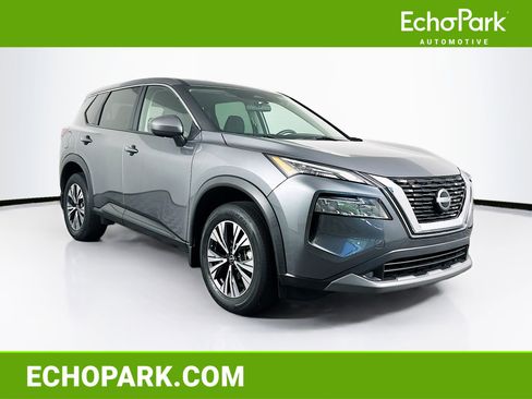 Used 2023 Nissan Rogue SV image 1