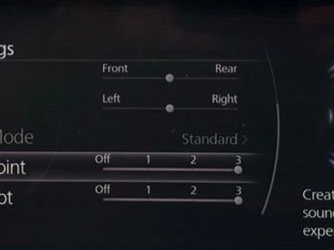 Used 2025 MAZDA MAZDA3 Hatchback w/Premium Plus Pkg image 35