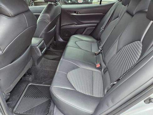 Used 2024 Toyota Camry SE FWD image 12