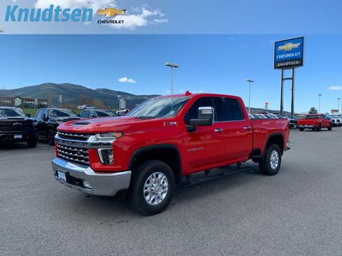 Used 2022 Chevrolet Silverado 2500 LTZ w/ Z71 Off-Road Package AWD/4WD image 3