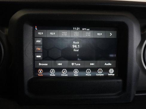 Used 2022 Jeep Wrangler Sport S image 29