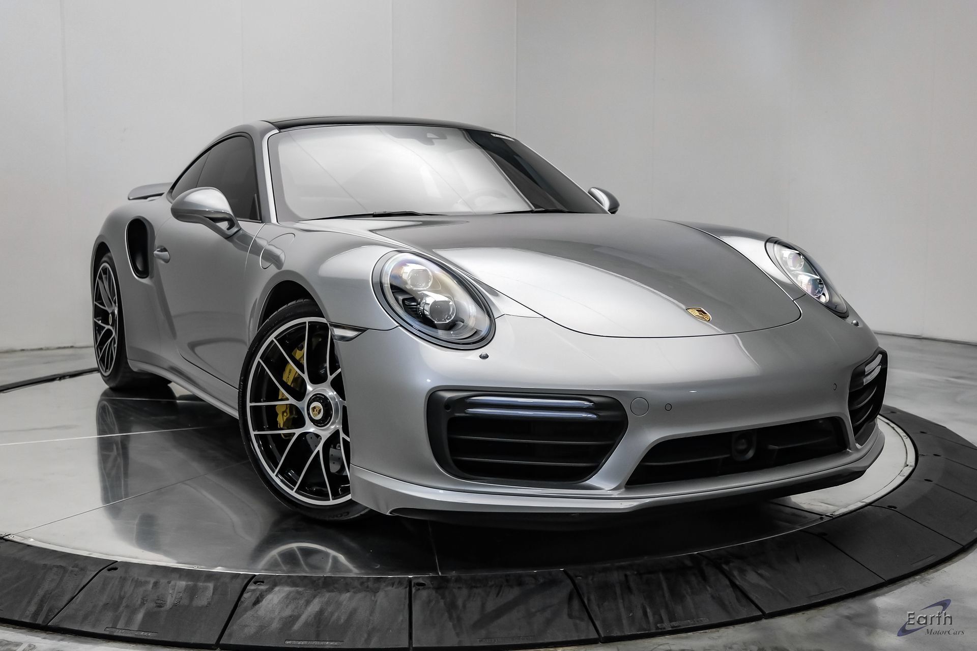Used 2017 Porsche 911 Turbo S AWD/4WD image 23