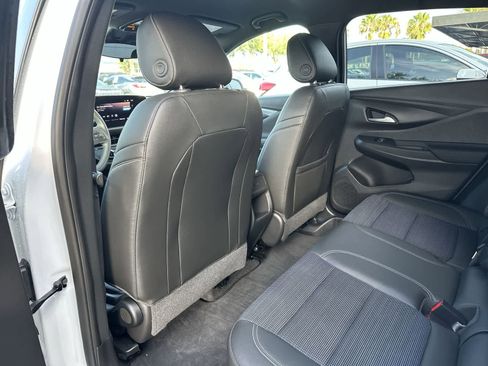 Used 2025 Buick Envista Preferred FWD image 18