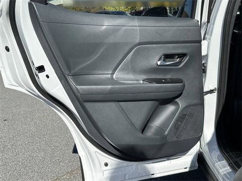 New 2026 Nissan Kicks SV w/ SV Premium Package image 16