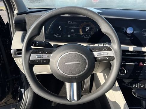 Used 2025 Hyundai Tucson SEL image 16